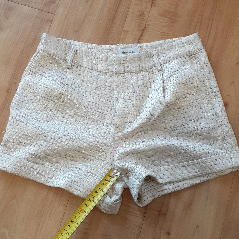Women’s STEVEN ALAN Gold Cuffed Shorts size 0